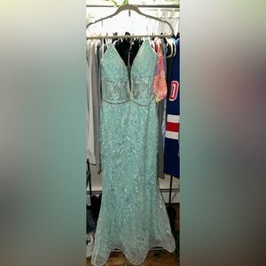 Prom dress Camille La Vie